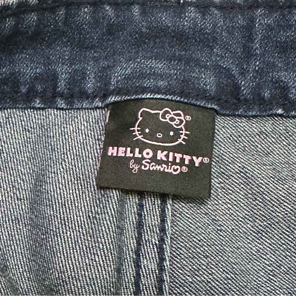 Hello Kitty Denim Jeans with Pink Accents size 1 - Picture 9 of 11